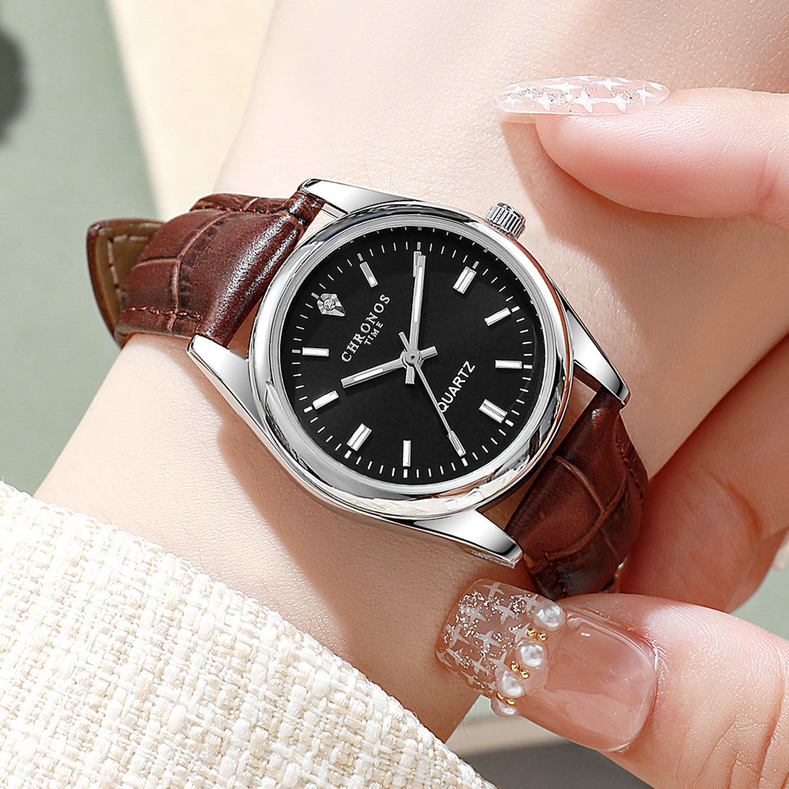 Women's Leather Strap Watch - Luminous Quartz Fashion Timepiece