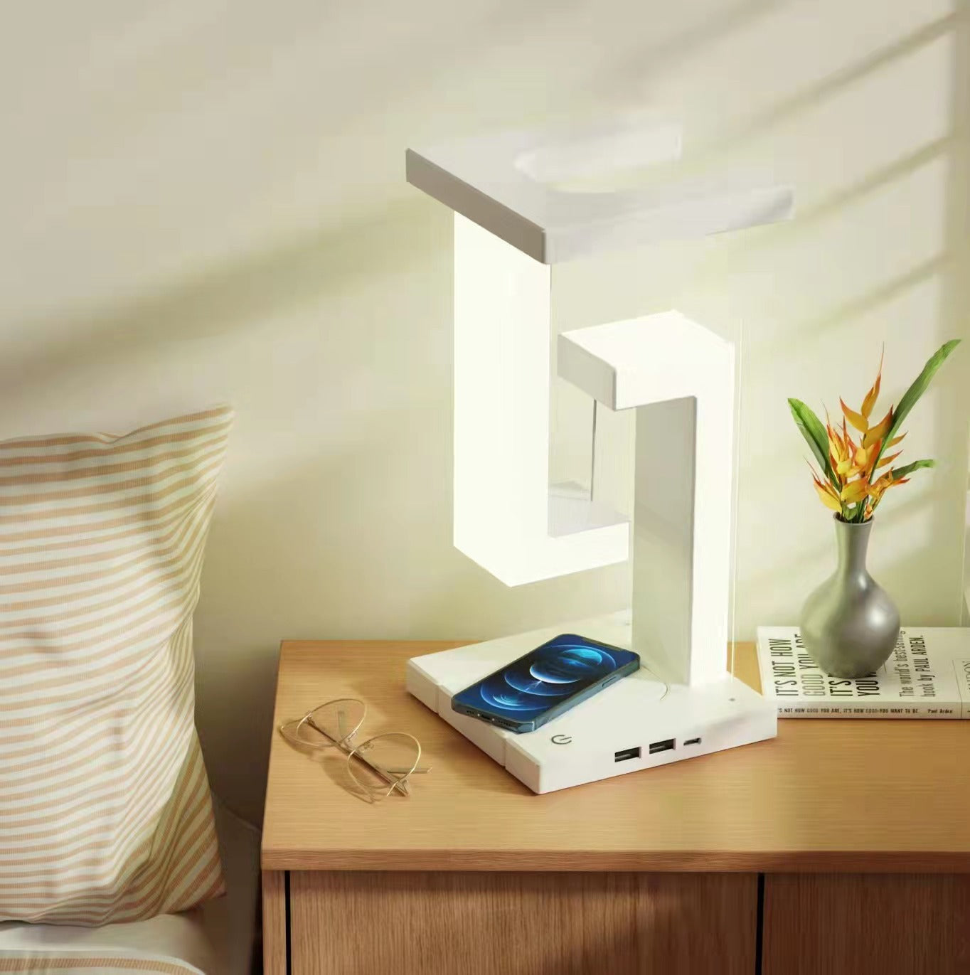 Floating Balance Lamp - Wireless Charging Suspension Table Lamp