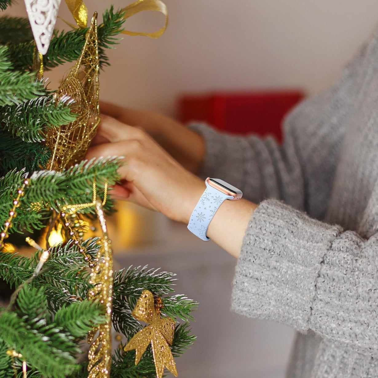 Festive Snowflake Silicone Apple Watch Strap - Christmas Edition
